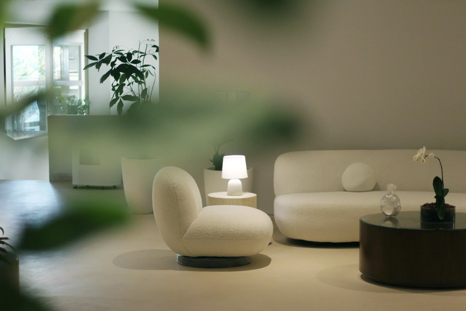 Inside UÑA Wellness Spa